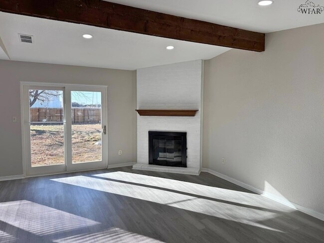 Photo - 4834 Matterhorn Dr