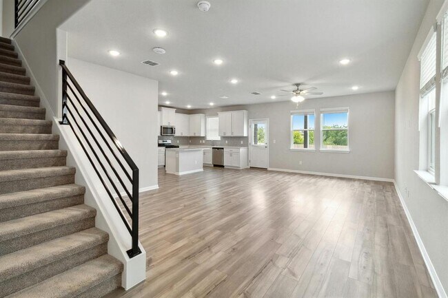 Photo - 6158 Marsh Ln