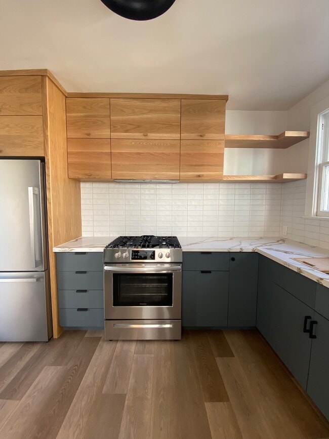 Kitchen North Wall - 2452 Palm Dr Unit 1