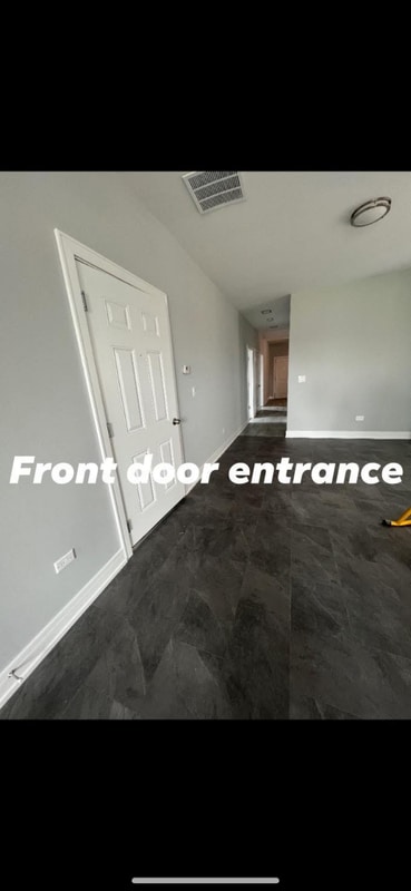 Building Photo - 1427 S Tripp Ave