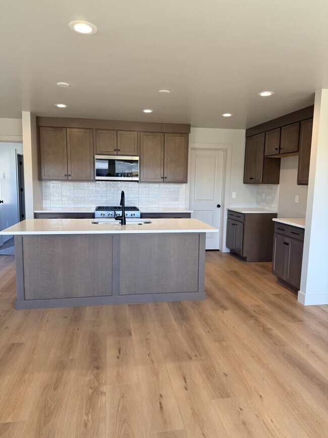 Photo - 7025 Woods Rose Dr