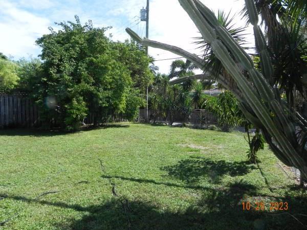 Photo - 819 N Highland Dr