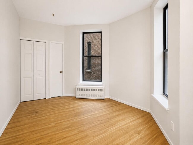 953 Amsterdam Ave Unit 5B