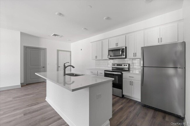 75 Forester Ave Unit 235
