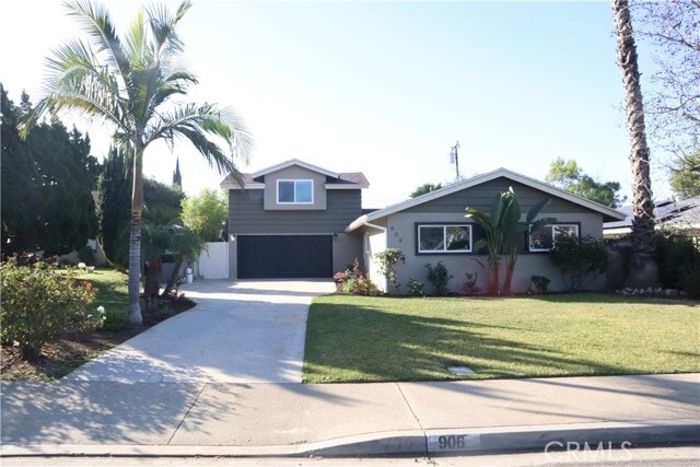 Photo - 906 Majella Ave