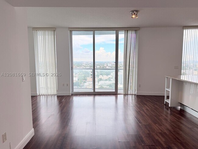 Photo - 185 SW 7th St Unit 2600