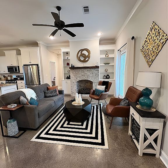 Photo - 118 Canton Ave