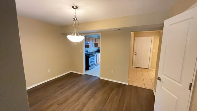 Photo - 2 Story Townhouse in Hawthorne Reserve