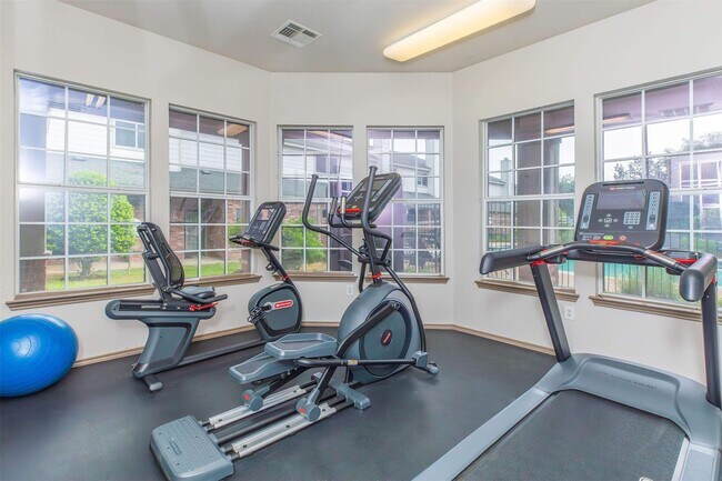 Photo - 400 E Cypress Creek Rd