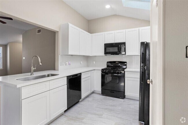 Building Photo - 23043 Red Leo Ln Rental