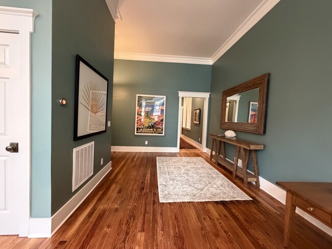 Photo - 210 N Front St