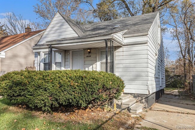 Photo - 9336 Sussex St