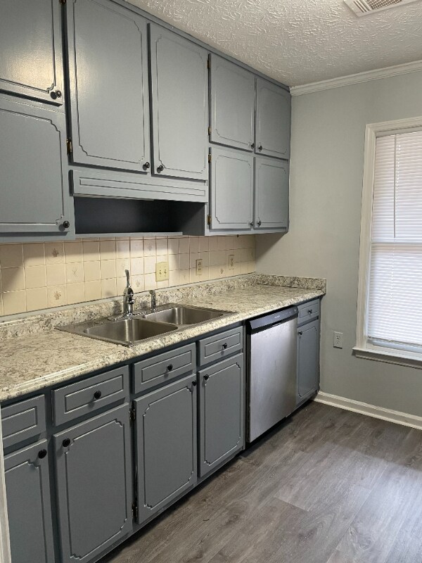 Photo - 8058 Woodlake Dr