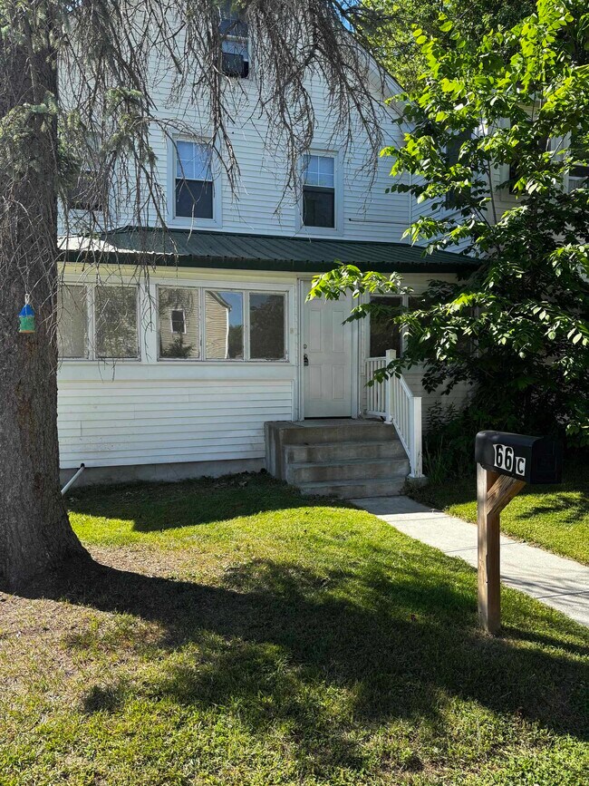 Building Photo - 66 Richmond Rd Unit C