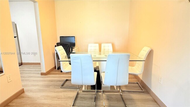 Photo - 4910 NW 79th Ave Unit 205