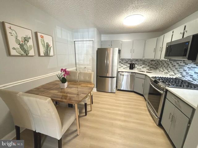 Photo - 27 Gilpin Ct