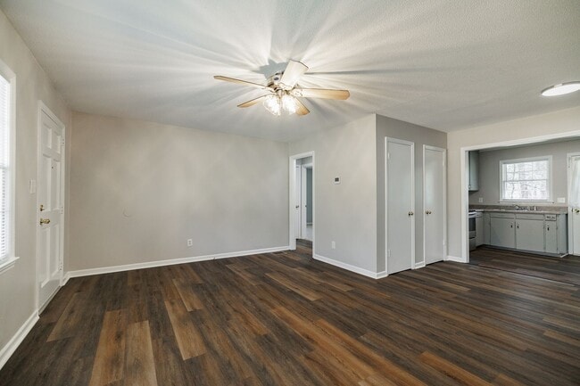 Photo - 412 Brownwood Dr