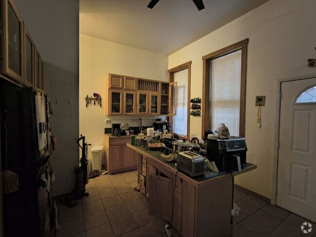 Building Photo - 1532 W 19th St Unit 1 Rental