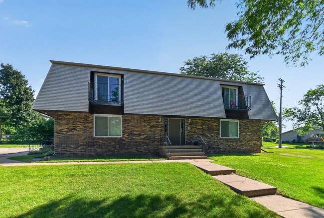 Building Photo - 5110 Pebblebrook Dr Unit 3