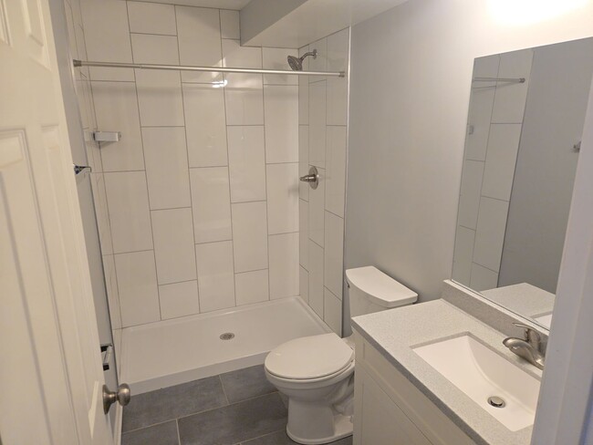 Photo - 38 W 65th St Apartamento Unidad 4