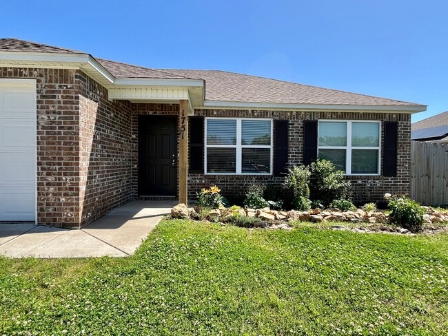 Photo - 1751 Forest Dr