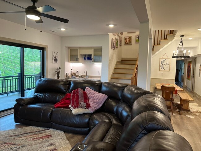 Photo - Home on Beautiful Farm and Vineyard Minutes From Town Of Blacksburg