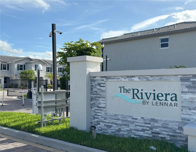 Photo - 2622 SE 10th St