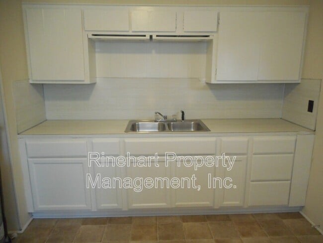 Photo - 1431 Edgewood Dr