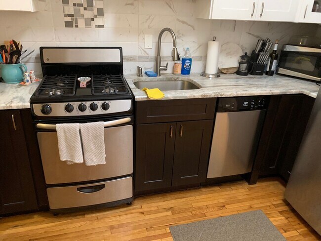 Building Photo - 554 Observer Hwy Rental