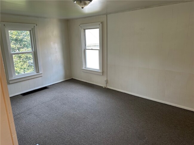 Photo - 113 Morton Ave