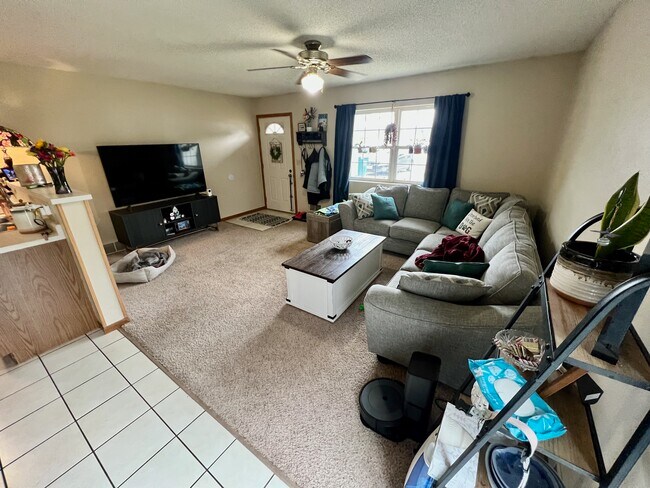 Photo - 2209 Melanie Ln