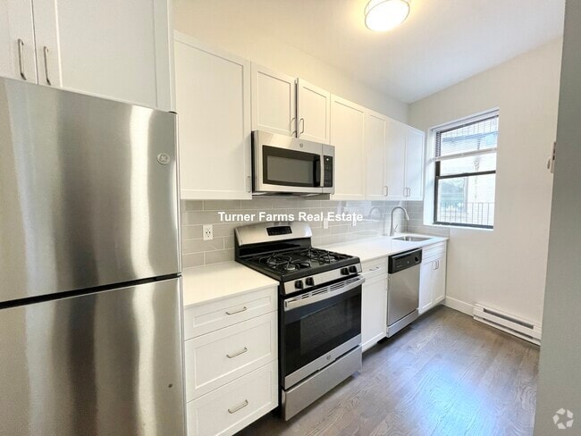 Building Photo - 73 Park Dr Rental