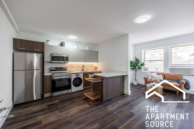 Building Photo - 1553 W Hollywood Ave Unit 310