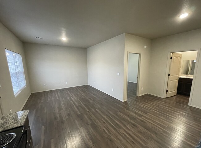 Photo - 3105 S Waterview Ln Unit 3105-16