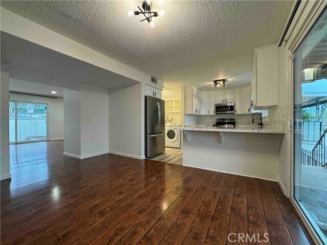 Photo - 8245 Graham Grn