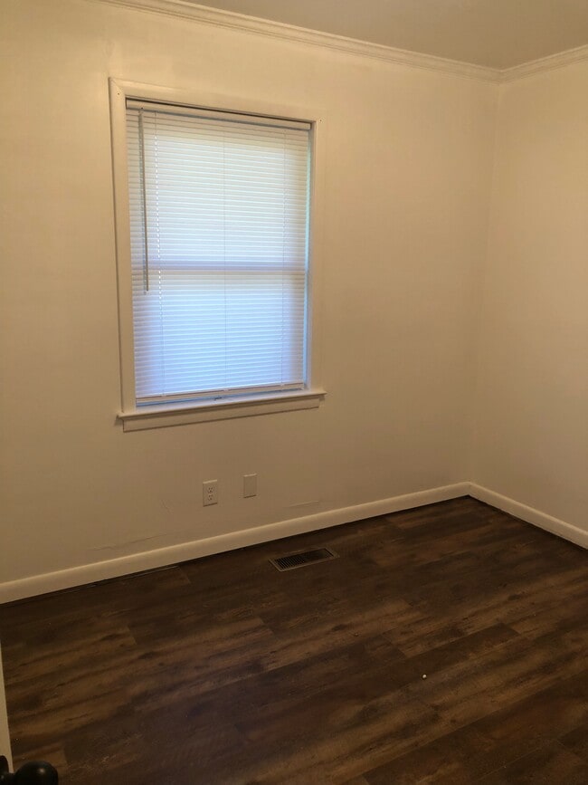 Photo - 1115 S Brundidge Blvd