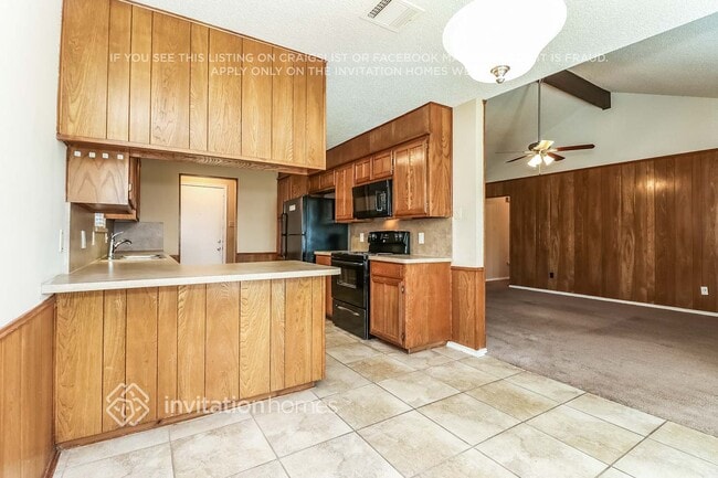 Photo - 6028 Birchhill Rd