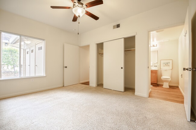 Photo - El Dorado Village