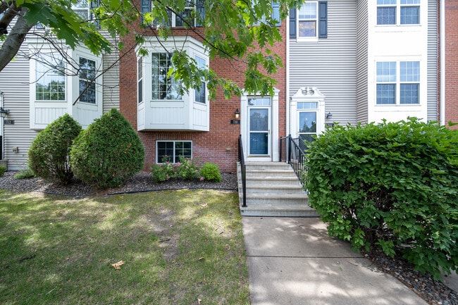 Photo - 710 Village Pkwy Townhome
