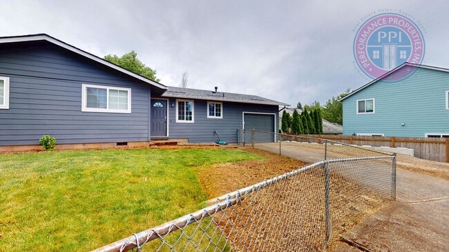 Photo - Desirable Sandy Neighborhood / Beautiful Single Level Ranch / Open Floor-Plan, Central Air