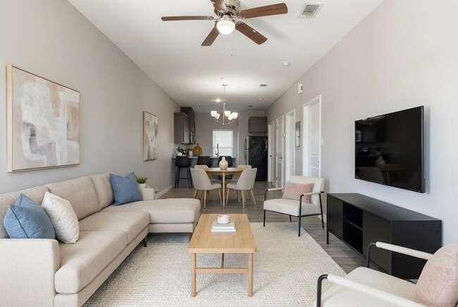 Photo - 5601 Cuenca Dr Unit 9