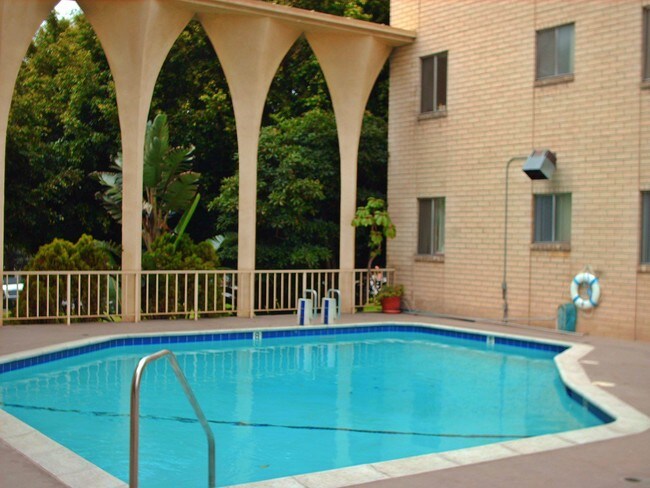 Burton Plaza Apartments