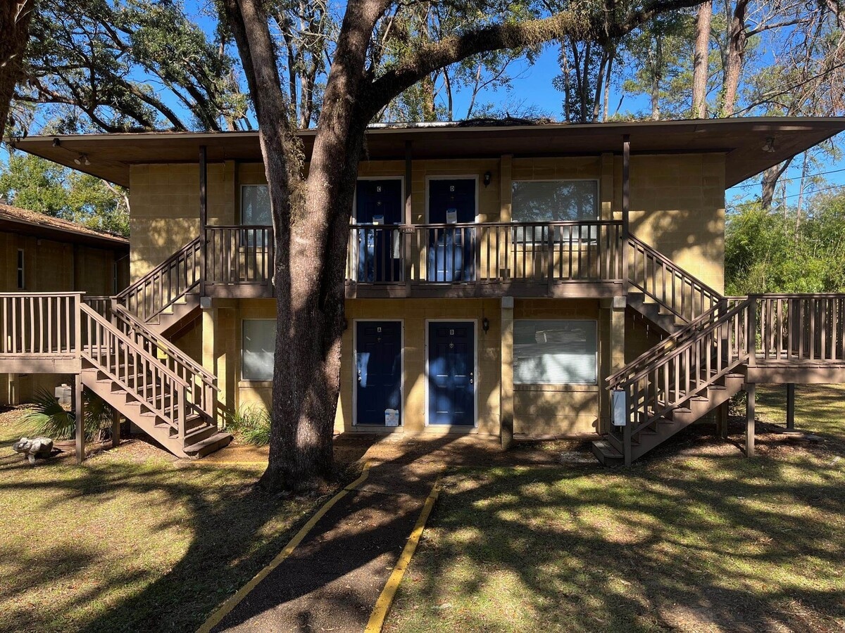 Photo - 2316 Columbia Ct