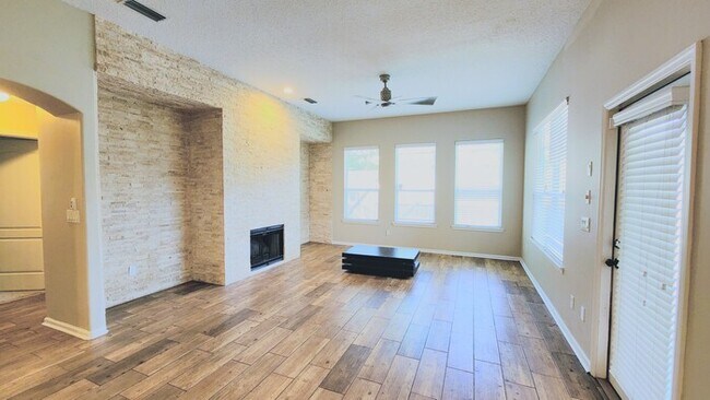 Photo - Luxurious 5-Bedroom Retreat with Private P...