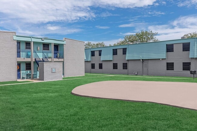 Sun Valley Apartments