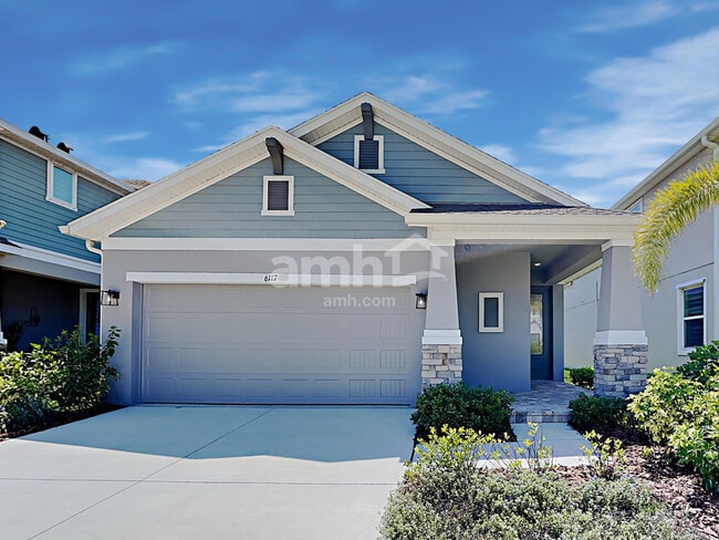 Building Photo - 6117 Voyagers Pl