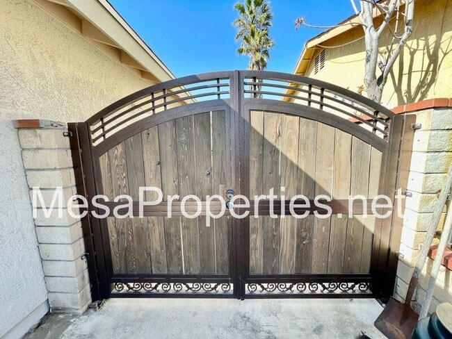 Photo - 16140 Rosemary Dr