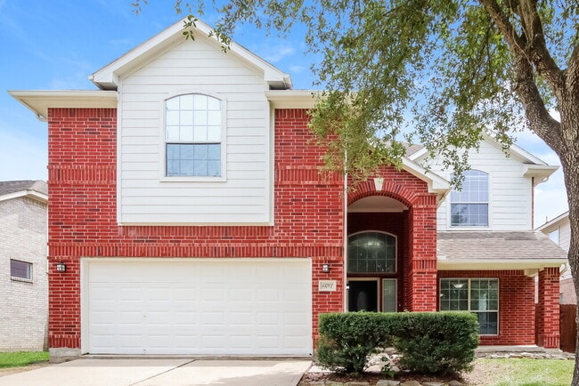 Building Photo - 13707 Broad Oaks Ln Rental