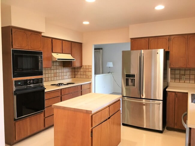 Photo - 1245 Northwood Loop