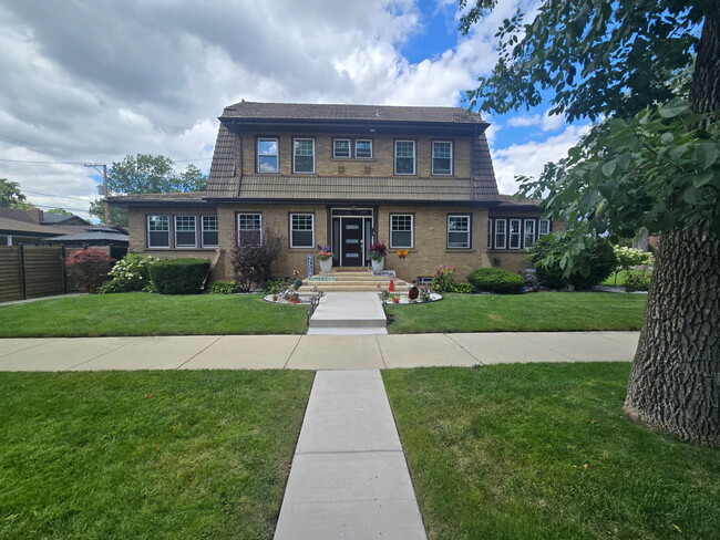 Building Photo - 10156 S Hoyne Ave Rental